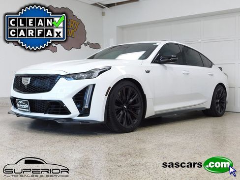 Used 2024 Cadillac CT5 V Blackwing w/ Carbon Fibre Package 2 RWD image 1
