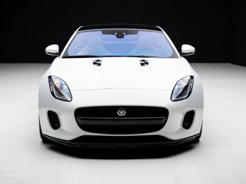 Used 2020 Jaguar F-TYPE Coupe image 6