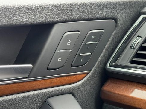 Used 2023 Audi Q5 2.0T Premium w/ Convenience Package image 15