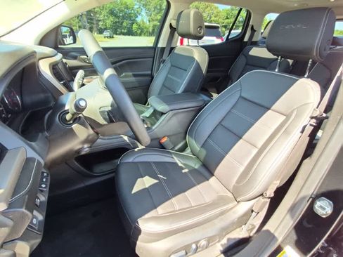 Used 2023 GMC Acadia Denali w/ Denali Ultimate Package AWD/4WD image 14