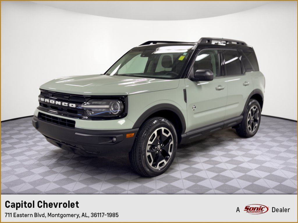 Used 2024 Ford Bronco Sport Outer Banks AWD/4WD image 1