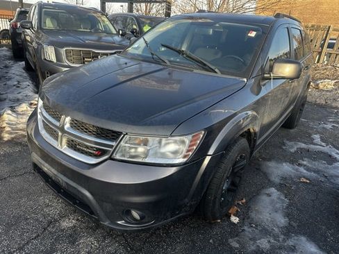 Used 2014 Dodge Journey SXT w/ Flexible Seating Group image 1
