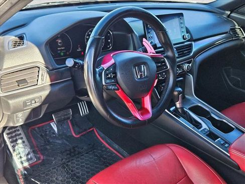 Used 2019 Honda Accord Sport image 10