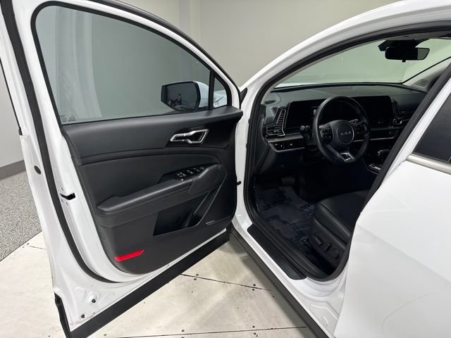 Used 2023 Kia Sportage EX FWD image 8