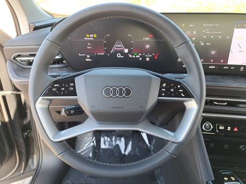 New 2025 Audi Q5 Premium Plus image 19