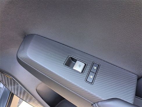 New 2025 Mitsubishi Outlander SE image 31