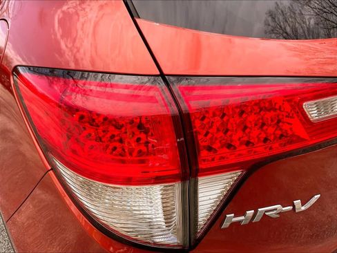 Used 2020 Honda HR-V EX image 31