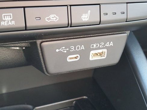 New 2026 Subaru Outback Limited image 32