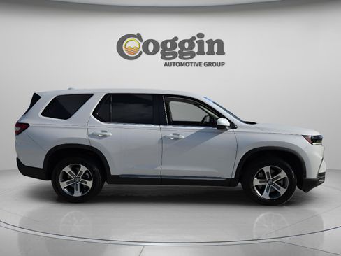 Used 2023 Honda Pilot EX-L image 7