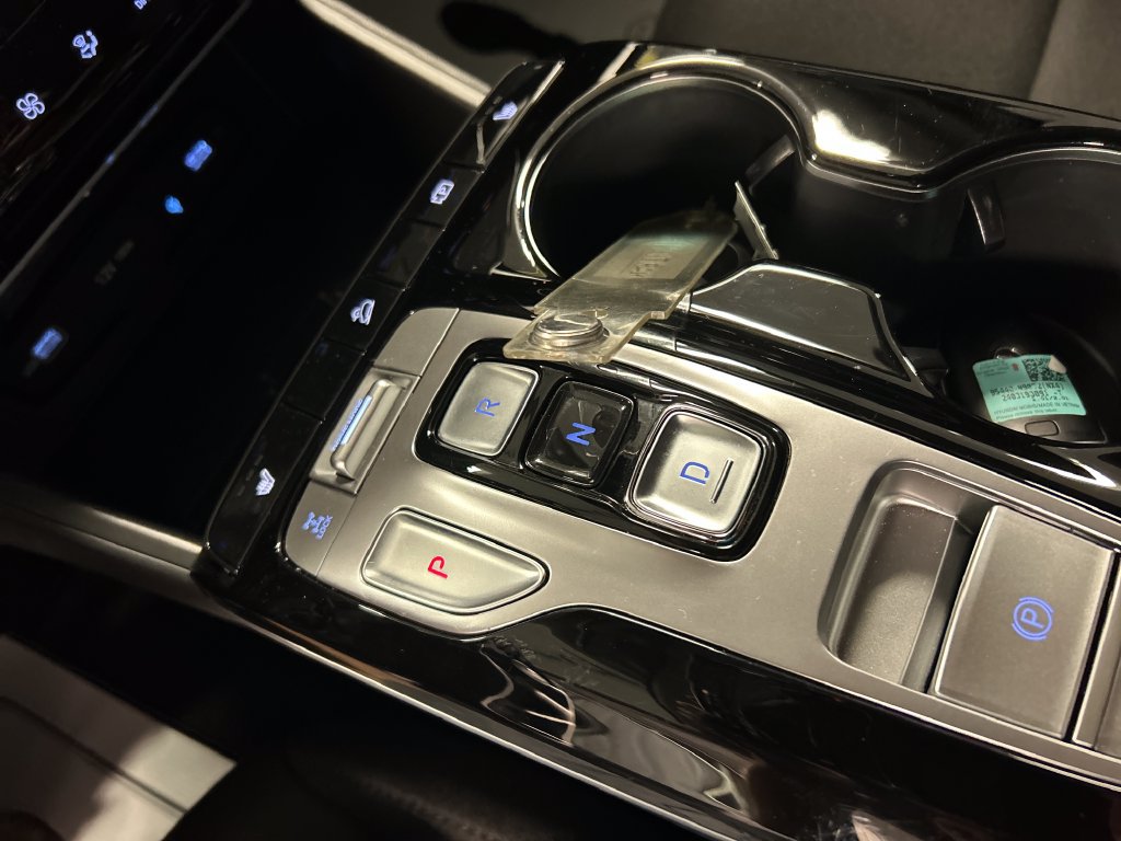 Used 2024 Hyundai Tucson Blue AWD/4WD image 18