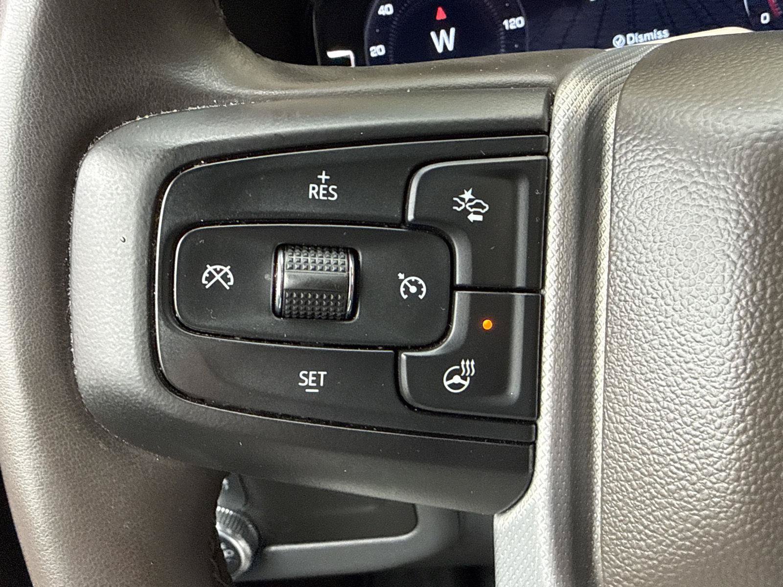 Used 2023 GMC Yukon Denali AWD/4WD image 29