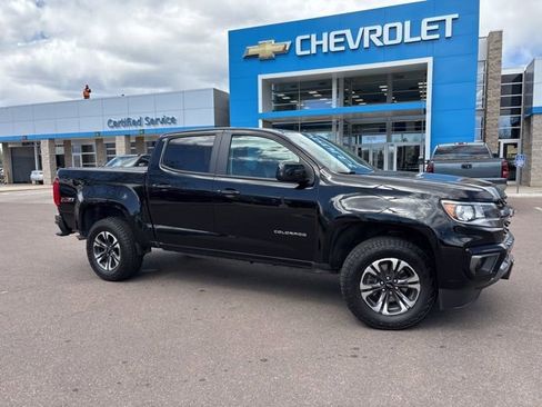 Used 2022 Chevrolet Colorado Z71 AWD/4WD image 1