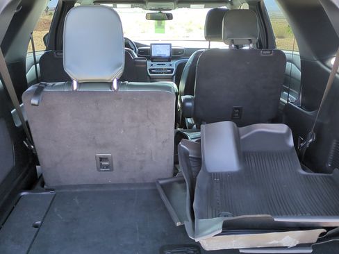 Used 2023 Ford Explorer Timberline w/ Timberline Technology Package AWD/4WD image 29