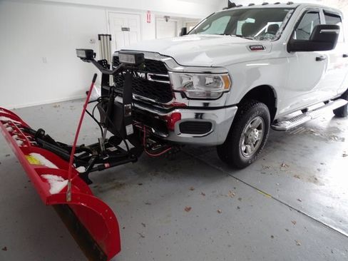 Certified 2024 RAM 2500 Tradesman w/ Chrome Appearance Group image 18