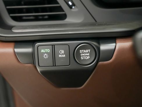 Certified 2025 Porsche 911 Carrera 4 GTS AWD/4WD image 22