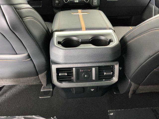 Used 2023 Ford F350 Platinum w/ Tremor Off-Road Package AWD/4WD image 30