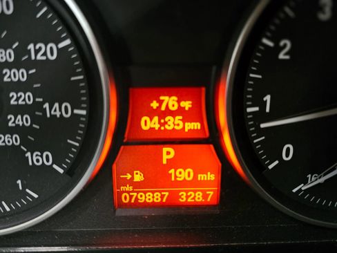 Used 2013 BMW 335i 335i Convertible 2D image 16