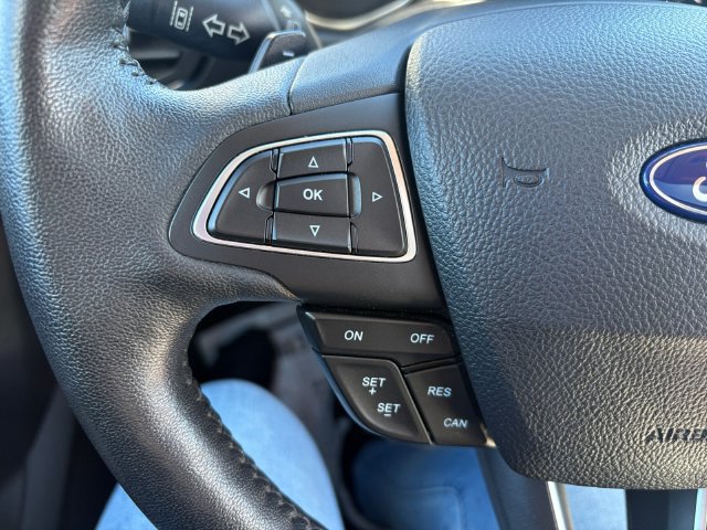 Used 2017 Ford Escape Titanium w/ Equipment Group 301A AWD/4WD image 23