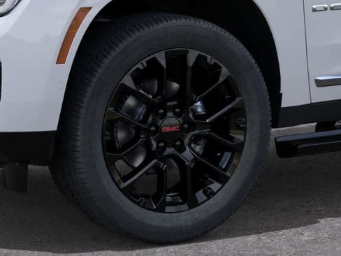 New 2026 GMC Yukon XL Denali image 9
