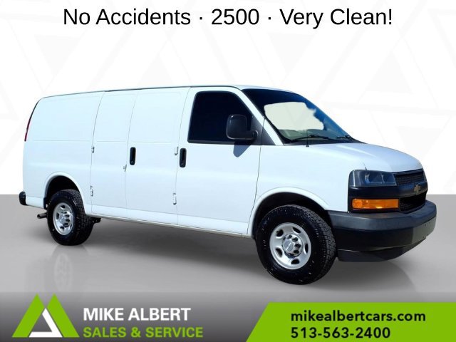 Used 2019 Chevrolet Express 2500 w/ Driver Convenience Package RWD image 1