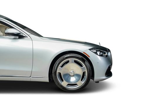 Used 2024 Mercedes-Benz Maybach S 580 4MATIC image 31