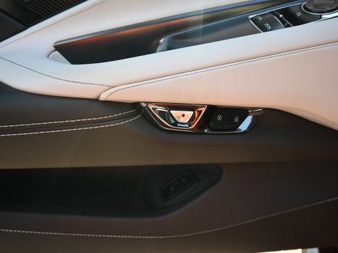 Used 2023 Chevrolet Corvette Z06 image 17