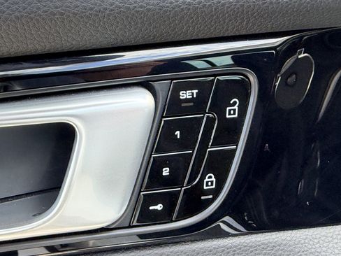 Certified 2020 Porsche Panamera 4 image 24