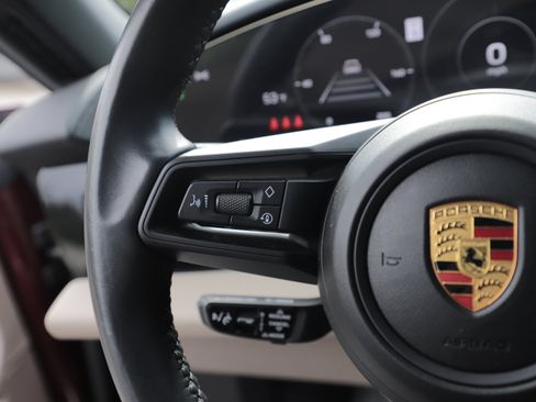 Used 2021 Porsche Taycan 4S AWD/4WD image 22