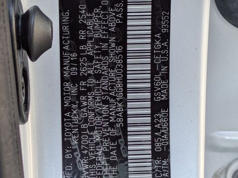 Used 2017 Lexus ES 350 ES 350 w/ Navigation System Package image 25