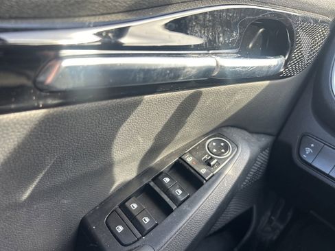 Certified 2024 Kia Seltos X-Line image 7