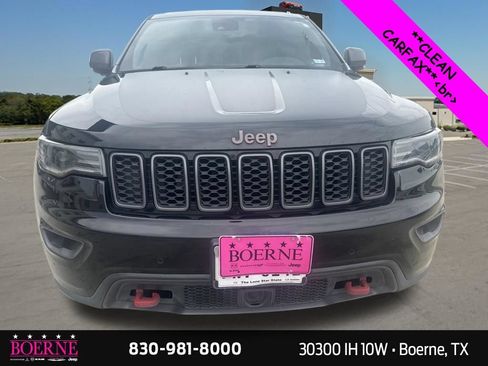 Used 2021 Jeep Grand Cherokee Trailhawk w/ Trailhawk Luxury Group AWD/4WD image 5