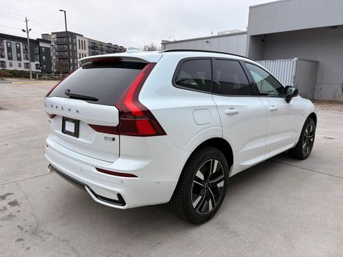 Used 2026 Volvo XC60 B5 Plus w/ Climate Package AWD/4WD image 9