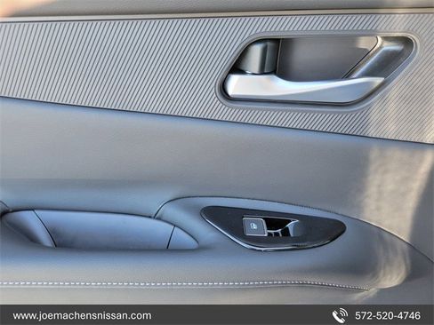 New 2025 Nissan Murano SL image 29