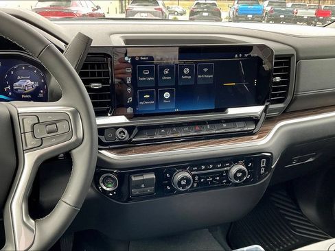 New 2026 Chevrolet Silverado 1500 RST AWD/4WD image 8