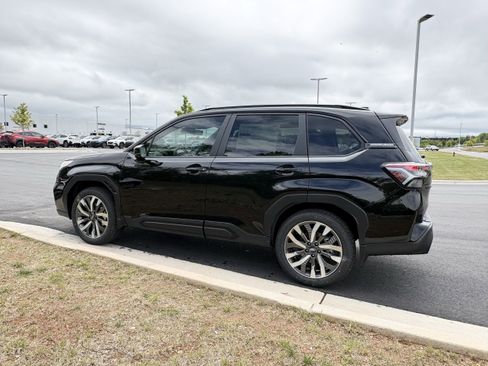 New 2026 Subaru Forester Touring AWD/4WD image 5