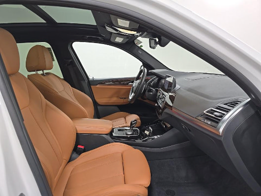 Used 2023 BMW X3 xDrive30i w/ Convenience Package w/ZPA AWD/4WD image 6