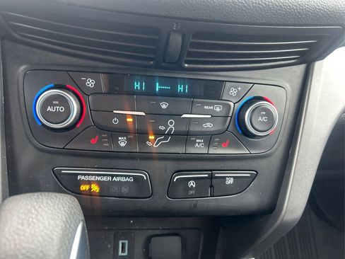 Used 2019 Ford Escape SE AWD/4WD image 39