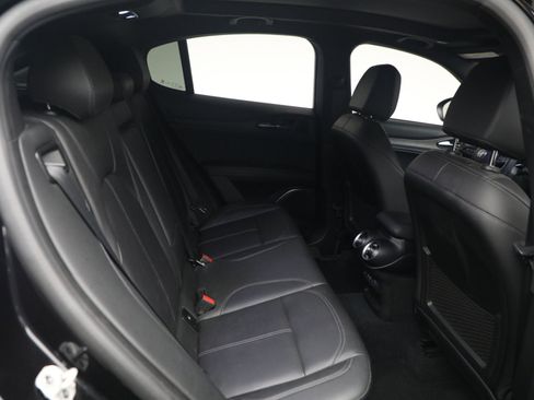 Used 2022 Alfa Romeo Stelvio Ti AWD/4WD image 20