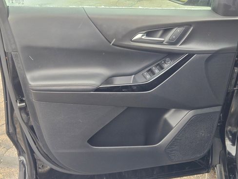 Certified 2025 Chevrolet Equinox LT w/ Safety and Technology Package image 18