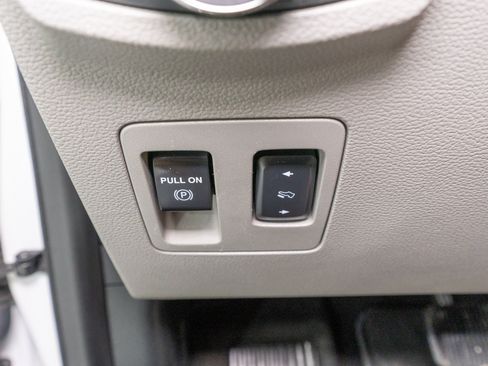 Used 2018 Ford F150 XLT w/ Equipment Group 302A Luxury AWD/4WD image 31