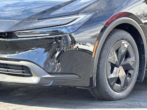 New 2026 Toyota Prius LE image 7