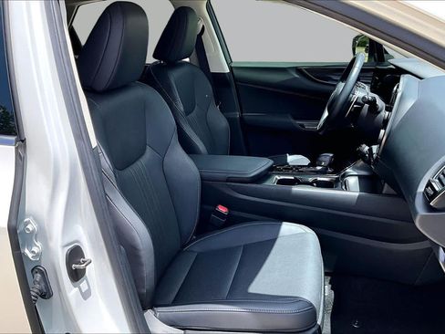 Used 2024 Lexus NX 250 FWD w/ Towing Package (2000 Lbs) image 9