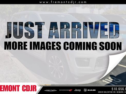 Used 2023 Jeep Grand Cherokee L Overland RWD image 1