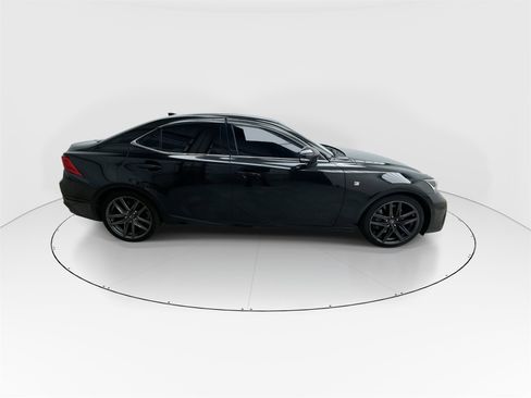 Used 2018 Lexus IS 350 image 9