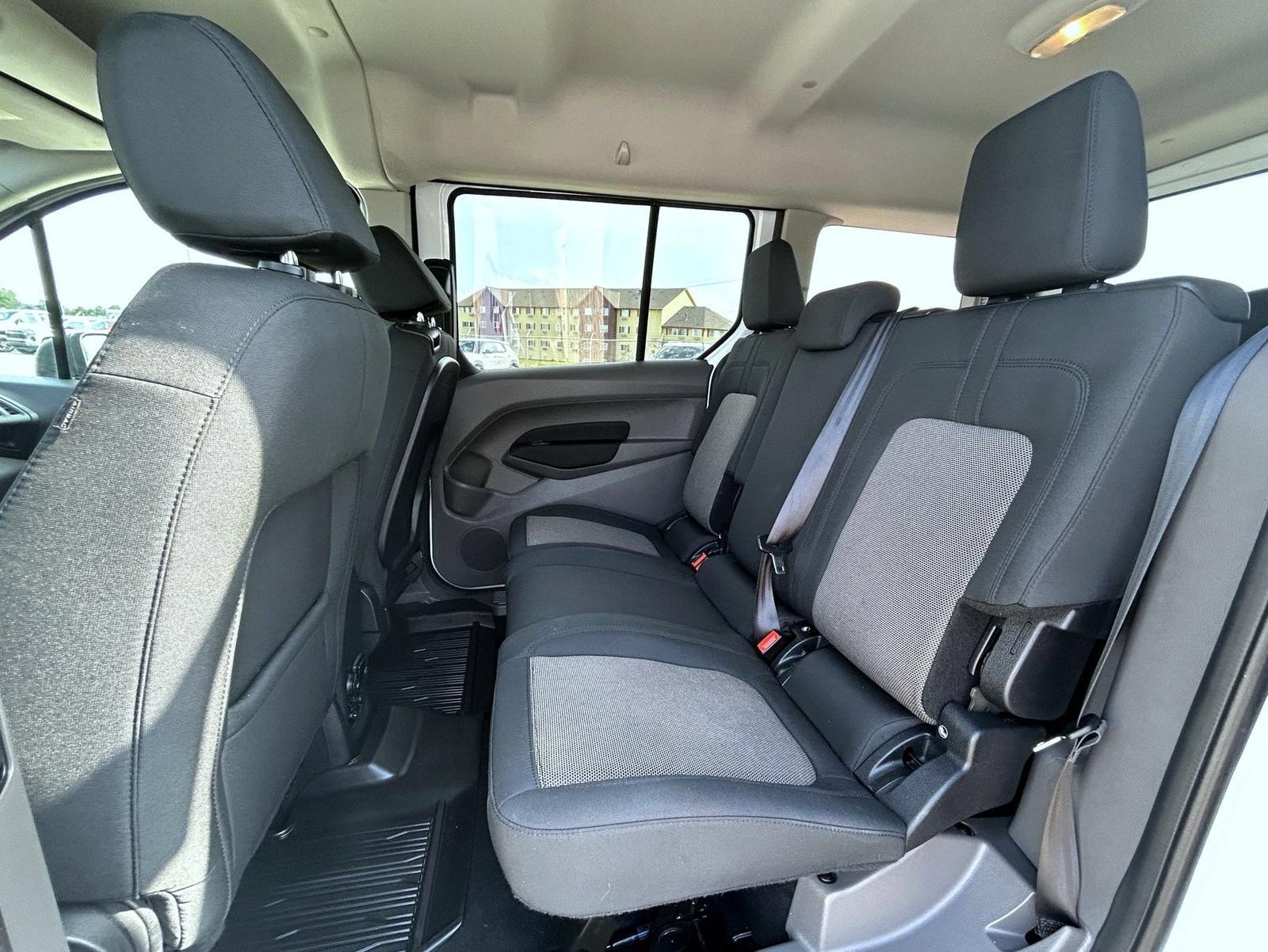 Used 2020 Ford Transit Connect XL FWD image 19