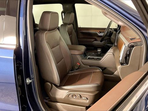 Used 2023 GMC Sierra 1500 Denali w/ Denali Reserve Package image 10