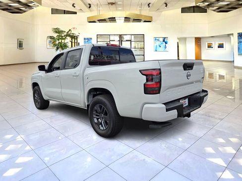 New 2026 Nissan Frontier SV w/ SV Convenience Package image 3