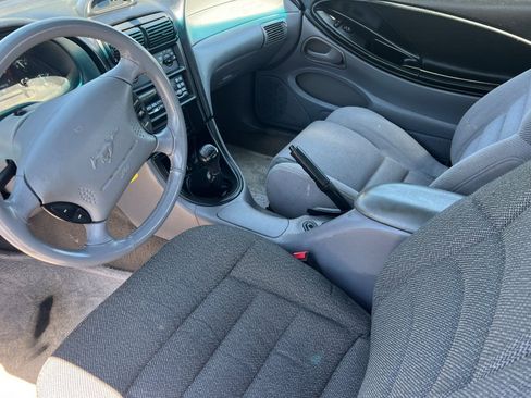 Used 1995 Ford Mustang GT RWD image 10