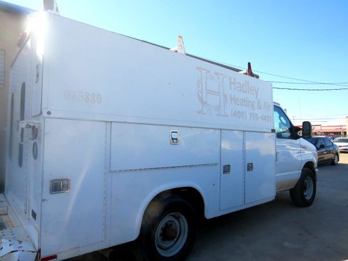 Used 2008 Ford E-350 and Econoline 350 Super Duty image 4