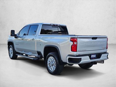Used 2020 Chevrolet Silverado 2500 High Country w/ Z71 Off-Road Package image 8